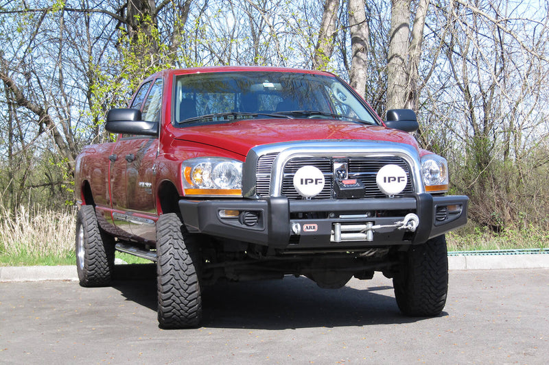 Load image into Gallery viewer, ARB - 3952120 - Sahara Deluxe Bumper

