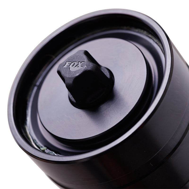 Load image into Gallery viewer, 25+ 4Runner / 24+ LC / 24+ GX550 PERFORMANCE ELITE SERIES 2.5 RESERVOIR SHOCK (PAIR) - ADJUSTABLE
