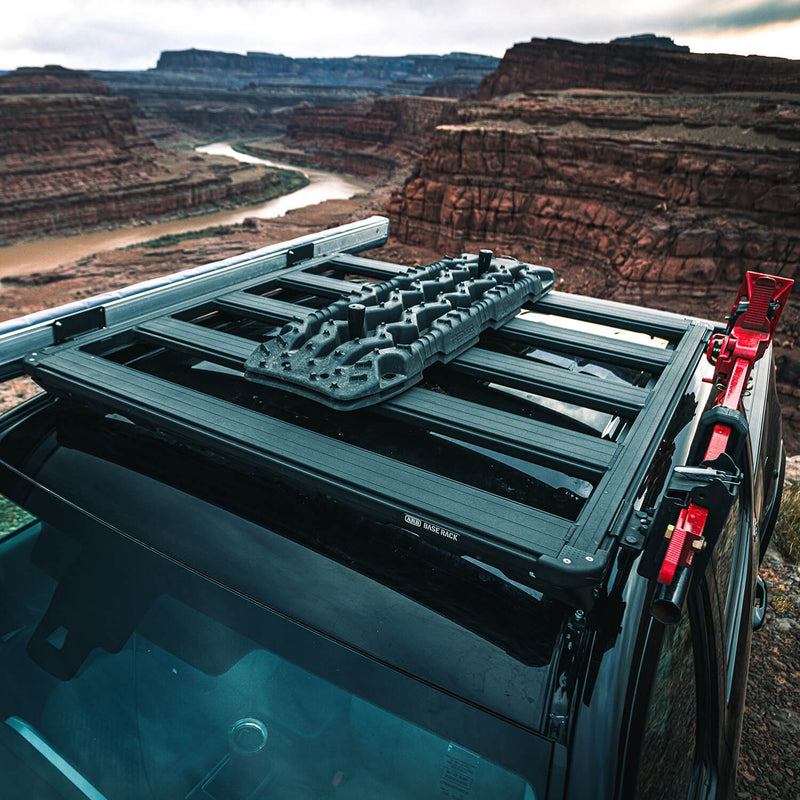 Load image into Gallery viewer, ARB - BASE301 - BASE Rack Kit With Deflector
