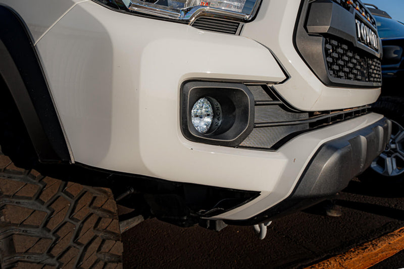 Load image into Gallery viewer, NACHO - V3TO1 - Toyota Quatro Fog Mount - Tacoma Tundra 4Runner

